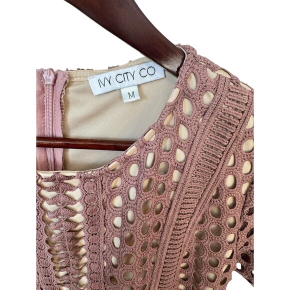 IVY CITY CO. Vera Midi Dress Mauve Mommy & Me Size Medium Eyelet Bows Romantic - Picture 4 of 8